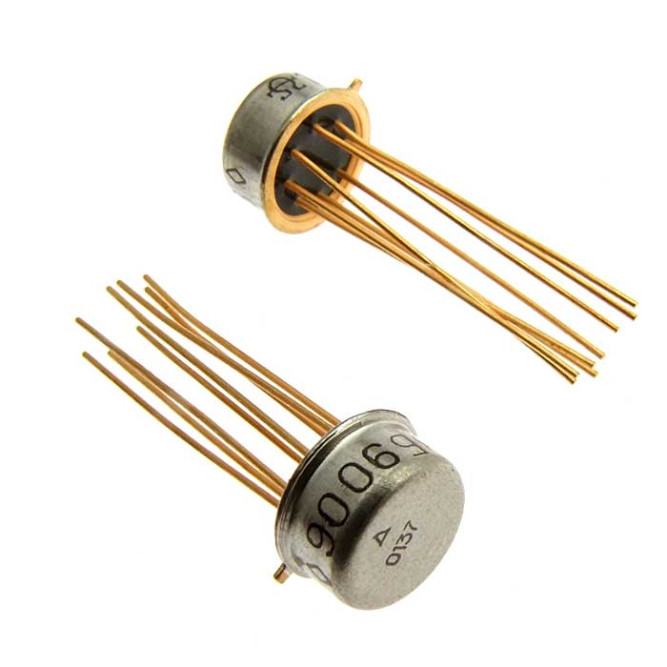 Микросхема 140УД8Б