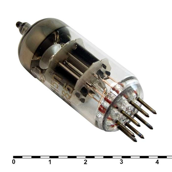 Радиолампа 6Н15П