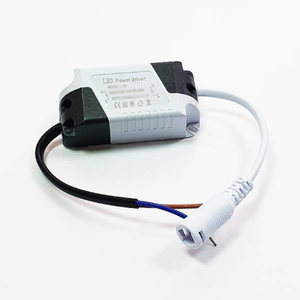 LED драйвер 18-24W 54-84V 300mA, выход гнездо