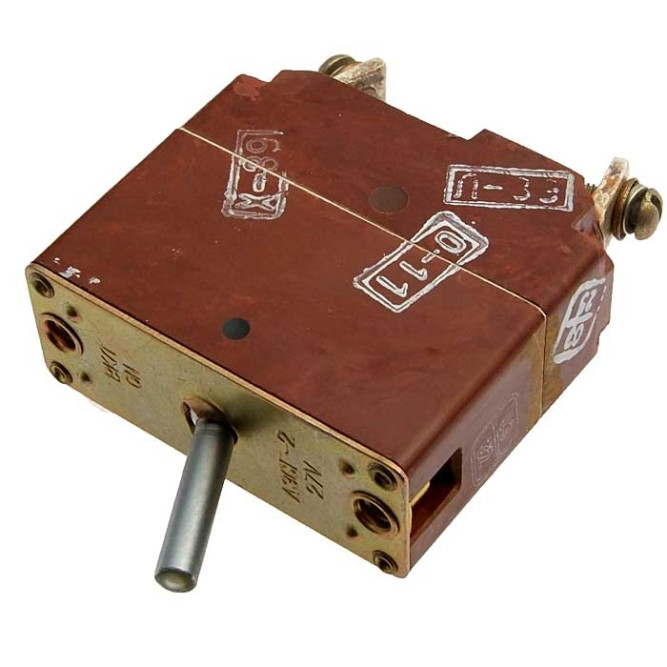 Автоматический выключатель АЗСГ2-2С   27В   2А (200*г)