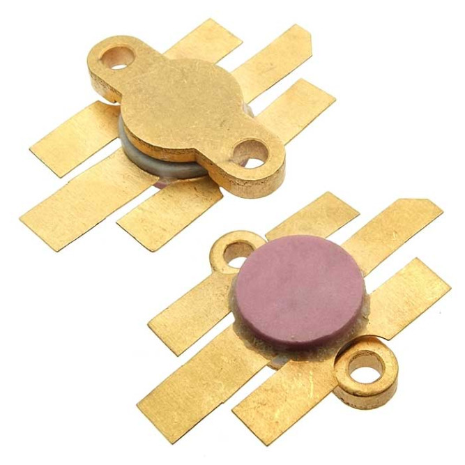 Транзистор КТ958А